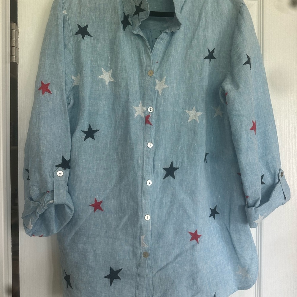 John Mark Women’s Blue Star Button Down Shirt